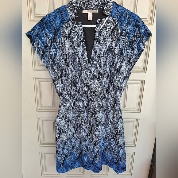 Forever 21 Cute Junior Dress Blk/Wht/Blue SzS Cap Sleeves Mini Elastic Waist - Picture 1 of 9